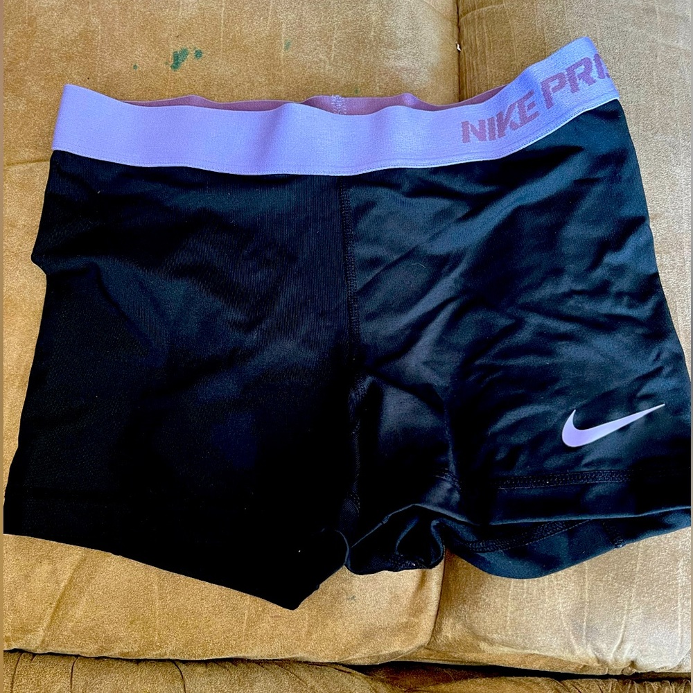 Women’s Size Small Nike Pro